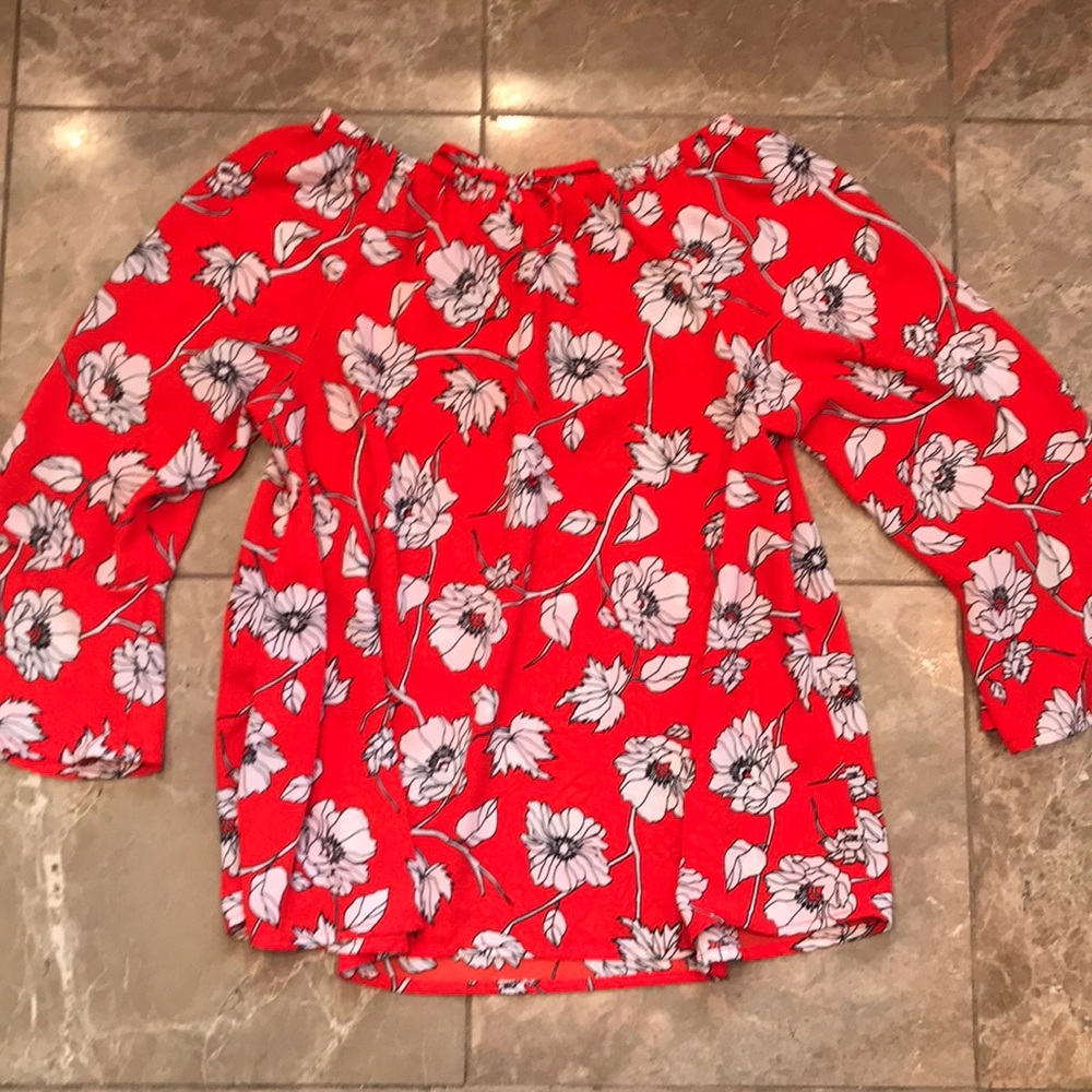 Gianni Bini Girls Bell Sleeve Top - Picture 4 of 6